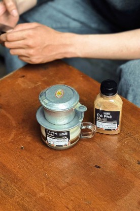 Ảnh của Cà phê muối Hello Coffee chuẩn Huế, chai 100ml